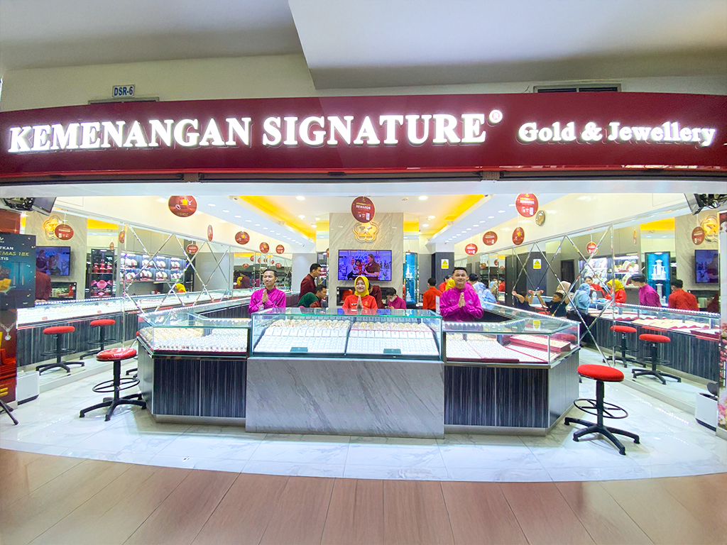 Mall Cijantung store